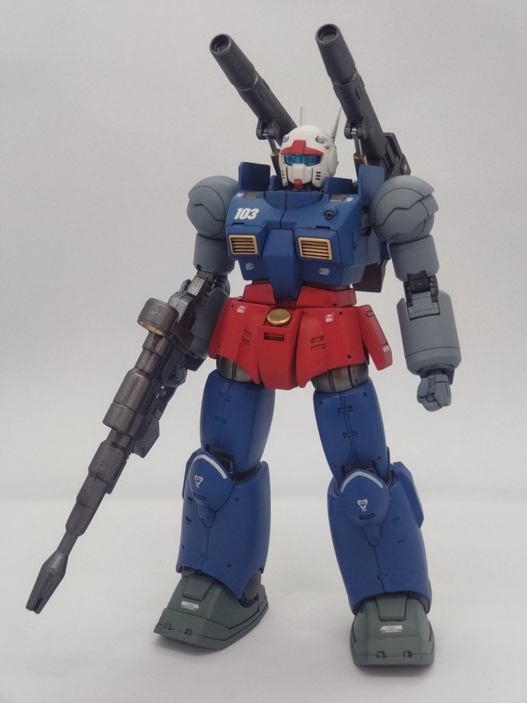 元のガンキャノンにも換装できます。シリンダーはMr.ホビーのスーパーリッチゴールドを使用しました