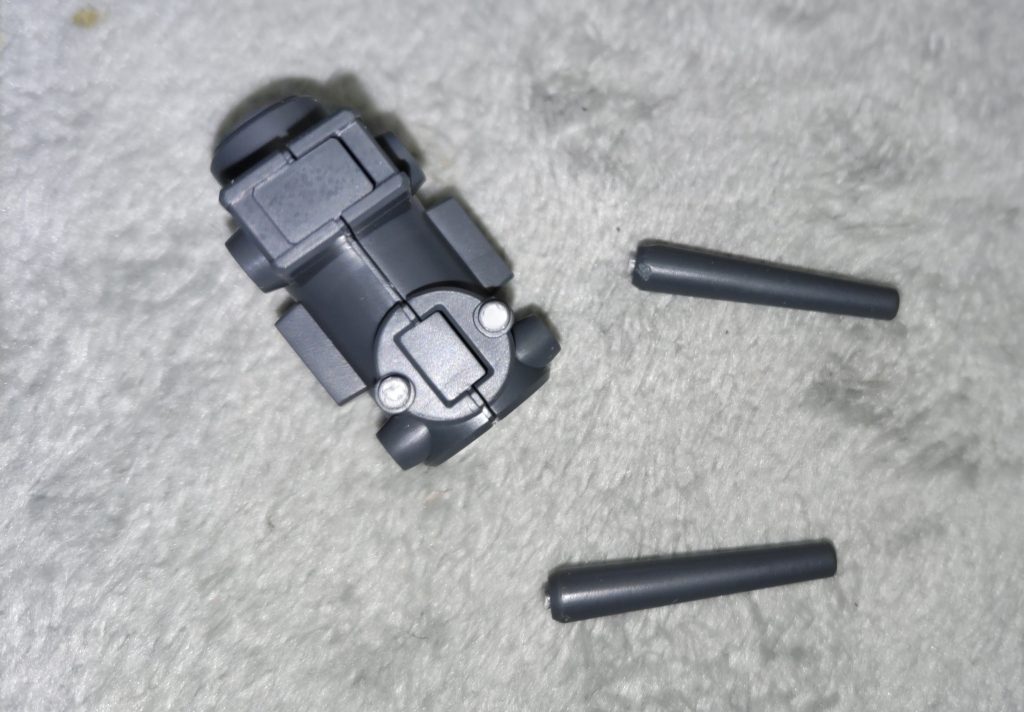 相変わらず折りました😣 いつも見てくださってありがとうございます。最近は部分塗装までで終わってて、デカールやトップコートまでする気力が出ません😣次も他のを作る方が先かなぁ。。。