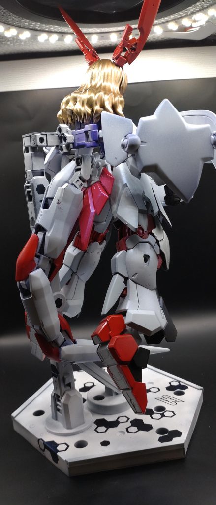 うしろすーがた。スタンドの出来が一番良いのではと思う晩秋。