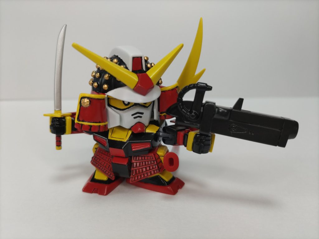 中学に入ってからはSFCにハマり、プラモは作っていなかったのですが、声優ブームにハマり、同じ趣味の友達の影響もあり、当時放送していたガンダムWを観るようになりました。　　　　　　　　　　　　　　　　　　　　　　　　　　　　　まぁ、Wを観たのは途中からだったし、このときはアニメの内容より声優さんの方が目当てだったので、ガンダムにハマりはしませんでした。