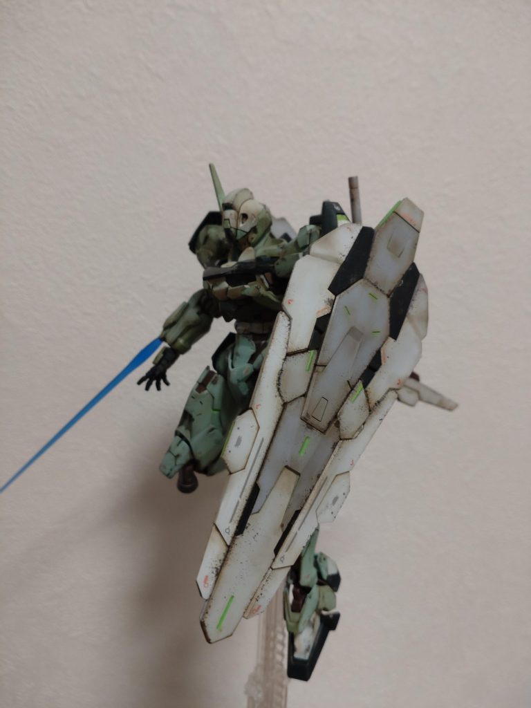 シールドの造形にひとめぼれしました!すばらしいキットだったなぁ汚しすぎたかな、、悪い癖が治りません、、