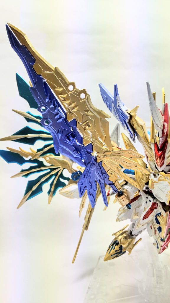 ルミナスキャリバーソルキャリバーとルナキャリバーが融合した聖魔剣。〜~~~~~~~~~~~~~~~〜〜~~激しくぶつかり合う2人。実力は互角で、どちらも一歩も引かずにせめぎ合う。先にしびれを切らしたのは董卓。プ「一気にカタをつけてやる!これが我の本気だ!!」