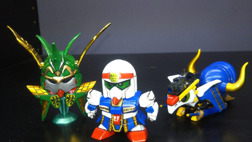 今回も普通にライン消しとほぼ全塗装しています。兜の角もズレがきになったので、メッキを剥がして処理しています。当時に比べてズレや反り返りが酷くなっているので、結構手間取りましたねぇ…