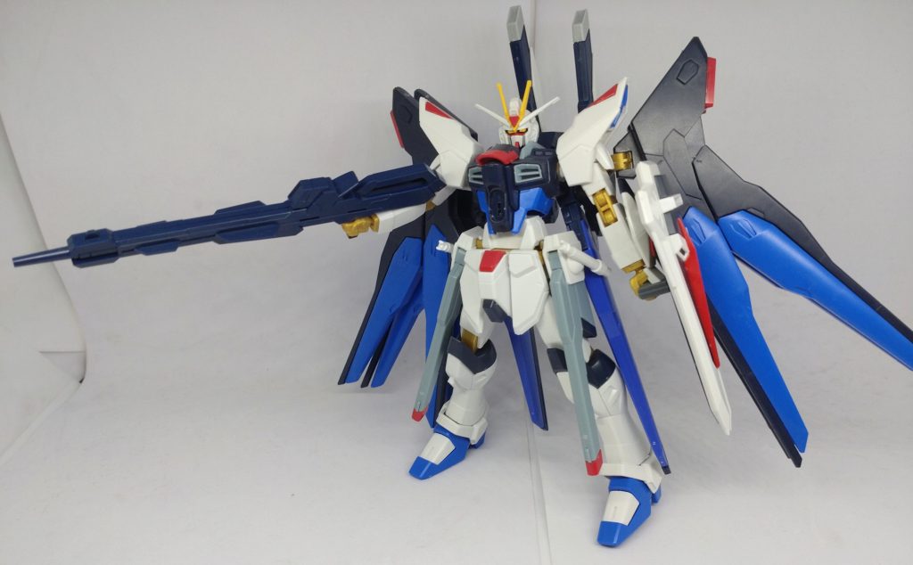 パーフェクトストライクフリーダムガンダム–2枚目/制作者：シン