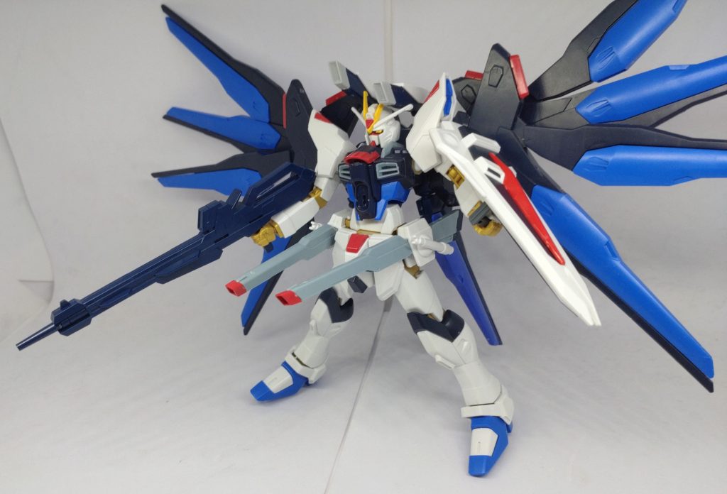 パーフェクトストライクフリーダムガンダム–3枚目/制作者：シン