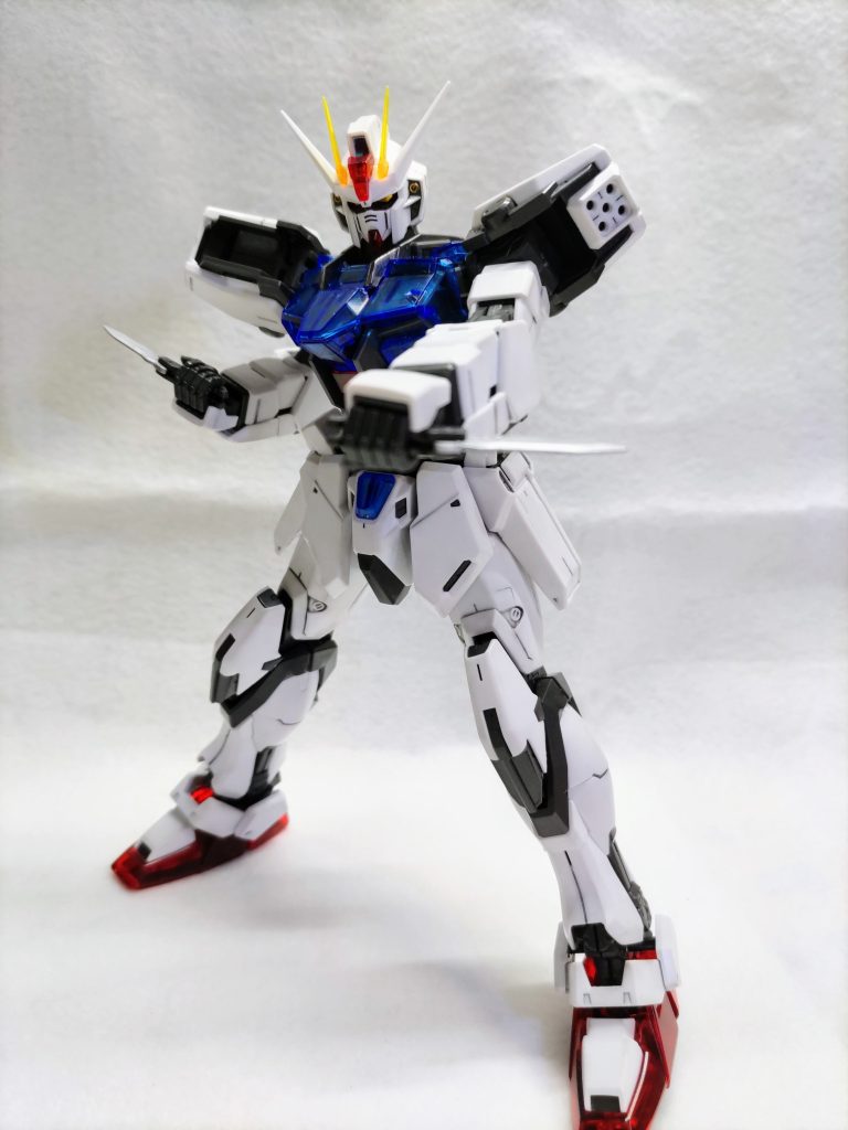 アーマーシュナイダー刀身はシルバーのガンマカで。