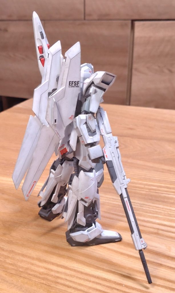 白いデルタプラス–4枚目/制作者：@tommy_vizrt