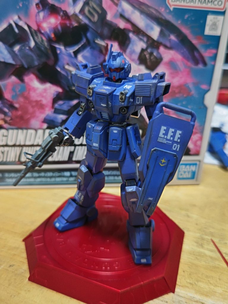 今回はつや消し汚し塗装にて制作