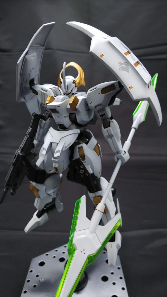 使用カラーガイアノーツ EXホワイト(本体白)ガイアノーツ EXブラック(金下地)ガイアノーツ スターブライトゴールド(金)ガイアノーツ フレームメタリック1(関節等)シタデルカラー RETRIBUTOR ARMOUR  