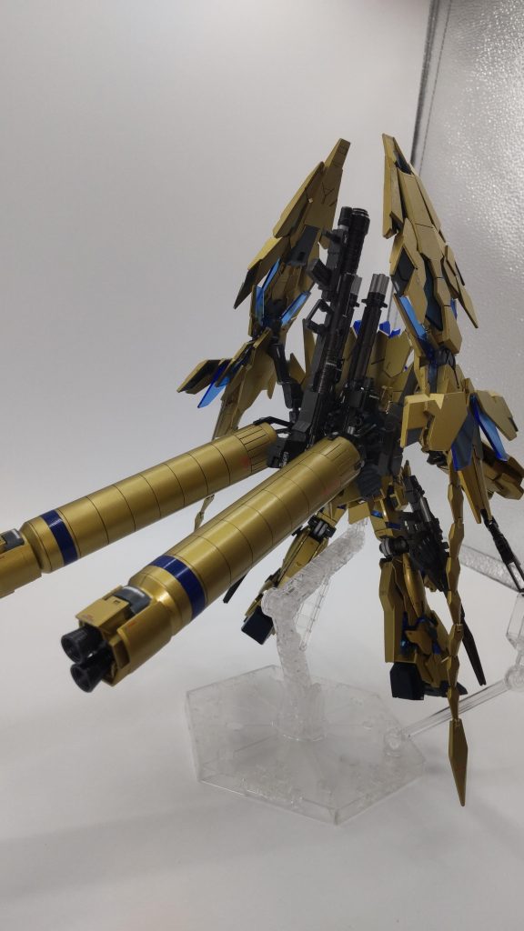 後ろ。ここもプロペラントタンクに機体名欲しかったな~💦