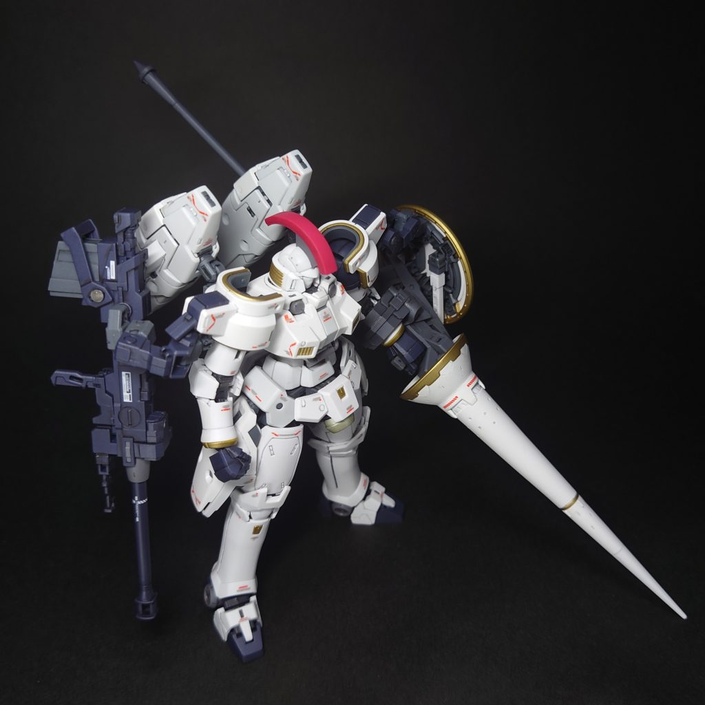 この角度からの立ち姿が、お気に入りです。