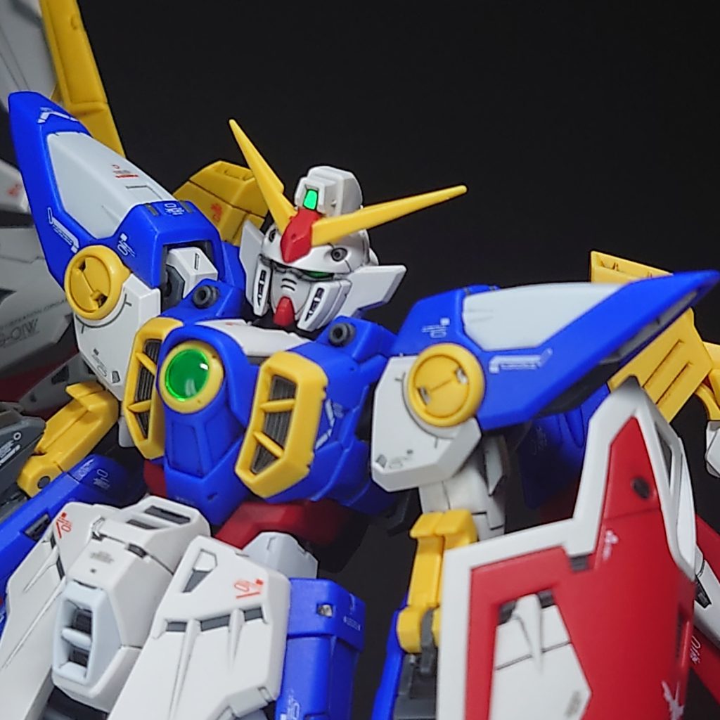 ウイング系で投稿しましたが、現在エピオンは、作成中、年内に投稿したいですね(汗)