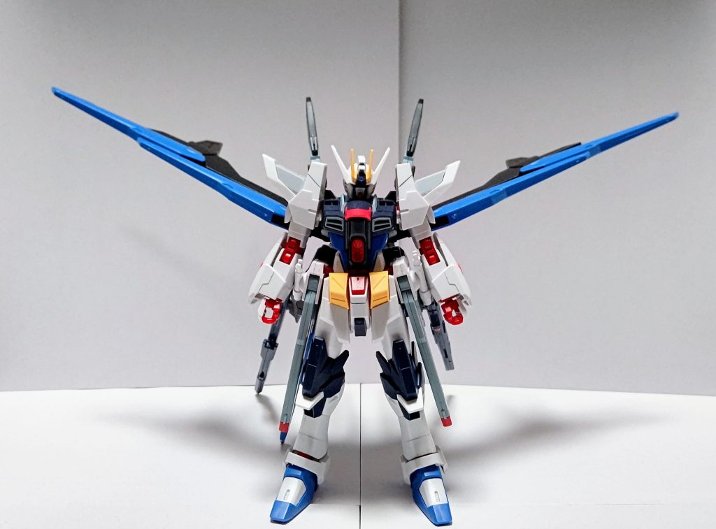 とうとうSD・BB戦士の作品の新作が湧かないので、過去に作った作品を唐突に掲載してみました(白目)。