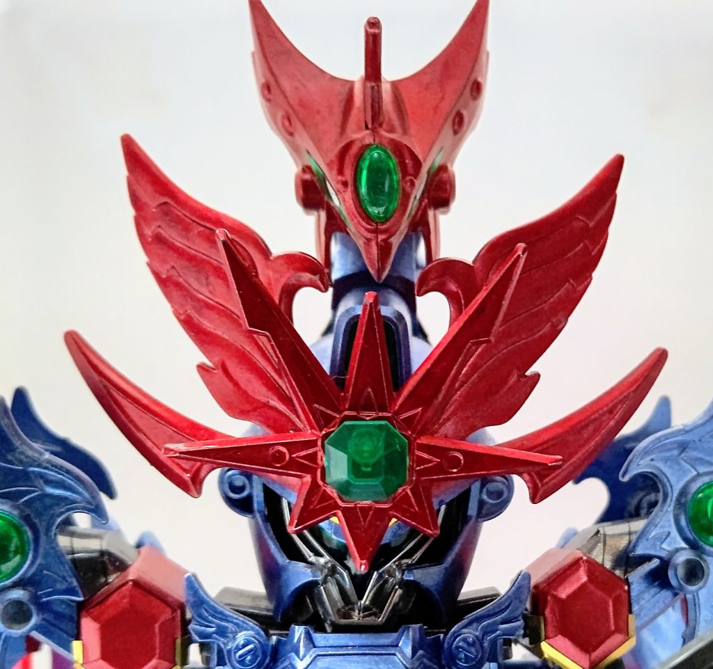 斬須刃陰(ザンスパイン)とは、Gジェネシリーズに登場するザンスカール帝国版のV2ガンダム(間違っていたらすみません)。ザンスパイン版飛駆鳥大将軍を作りたいのが始まりでした。