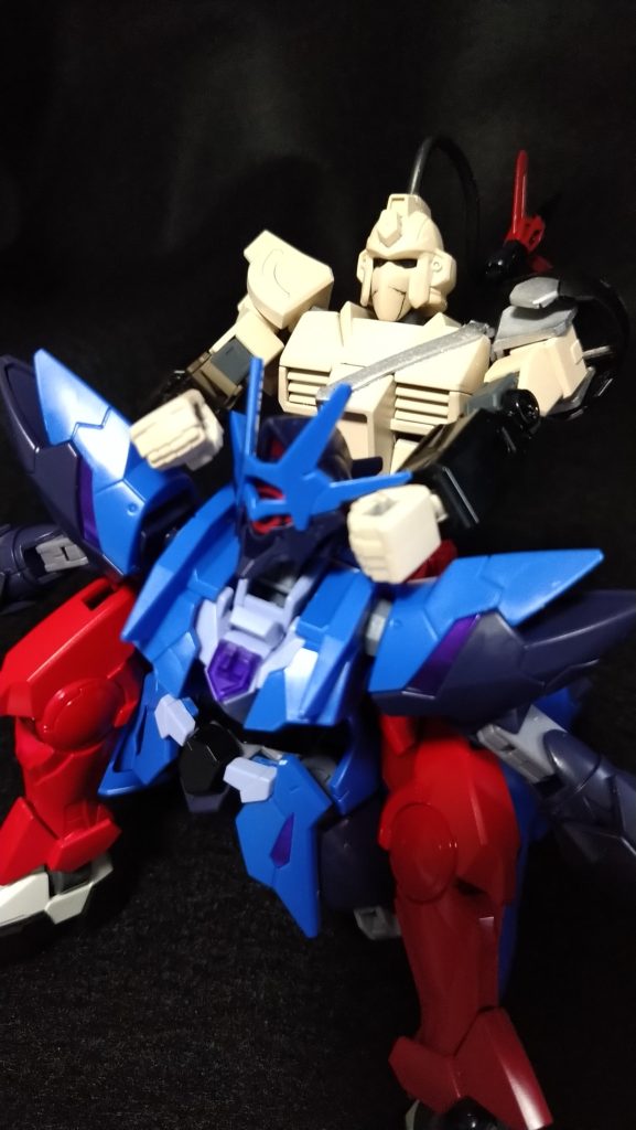 「キャメルクラッチ」でどんな機体も真っ二つ！（※MSをラーメンにしたという噂あり）