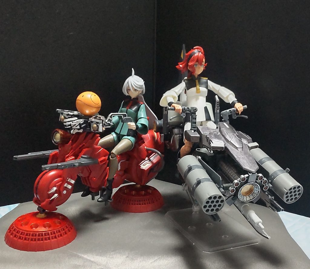 乗り物シリーズ第一号のスーパーマシンライダーと一緒に加速力に関しては、マシンライダーのほうが上です。