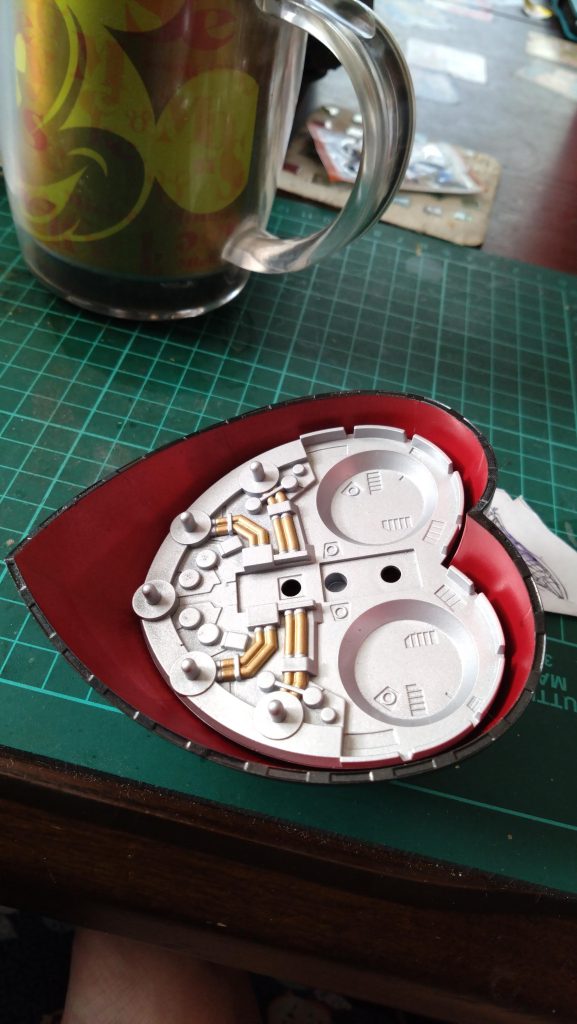 スカート、肩の内側を赤に…これも絶対にやりたかった✨　ジオン色✨