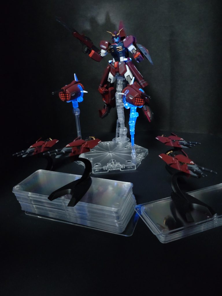 ガンバレル合計6機展開。劇中では不遇な扱いでしたが、これならもうちょっと活躍できたかな?