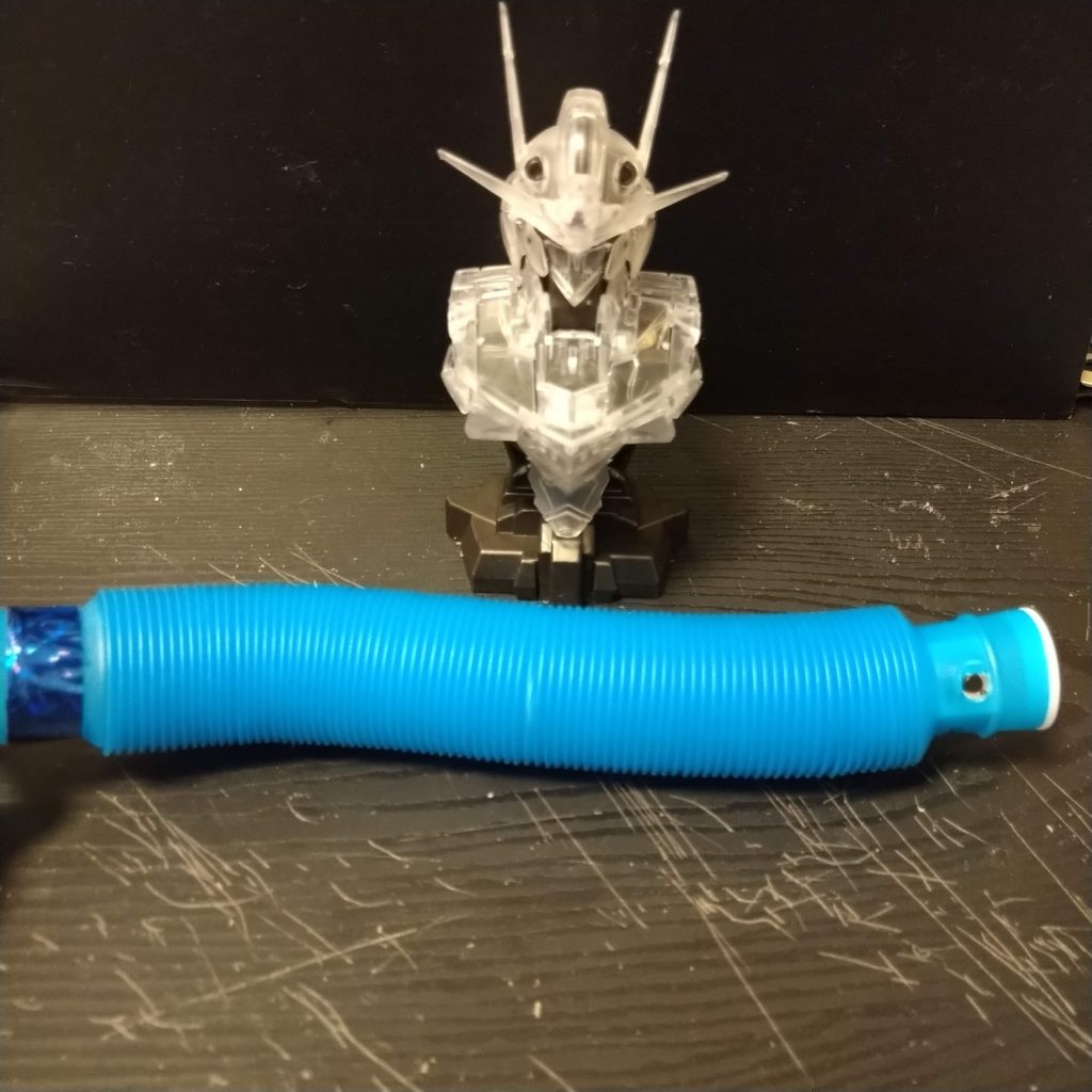 蛇腹のスイッチで光るおもちゃを発見!!