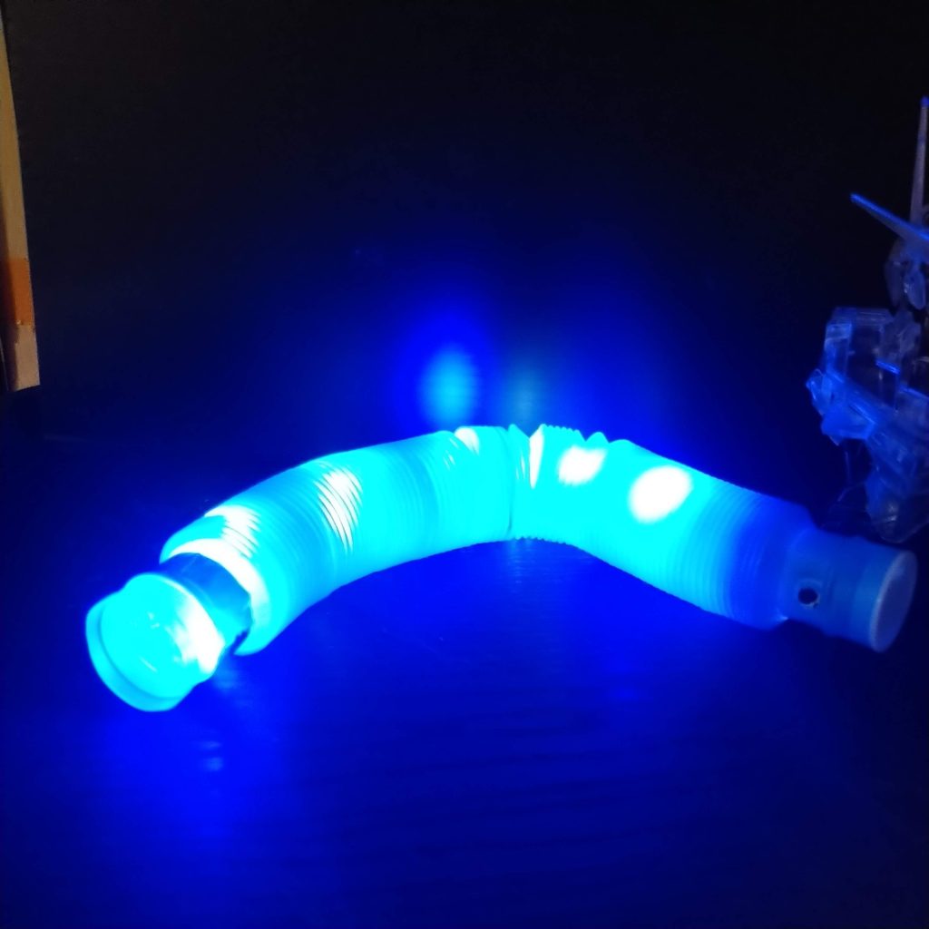 こんな感じで光ります(*´ω｀*)