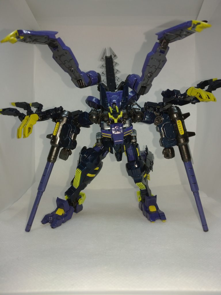 クローズアーマーを壊さず本体のHPを一定まで削ると第三形態の行動パターンが分岐しいわゆる隠し形態に。第三形態(アーマーなし)と同等のスピードで全武装を使用してくるハードモード。勝てばレアドロップがあるとかないとか。