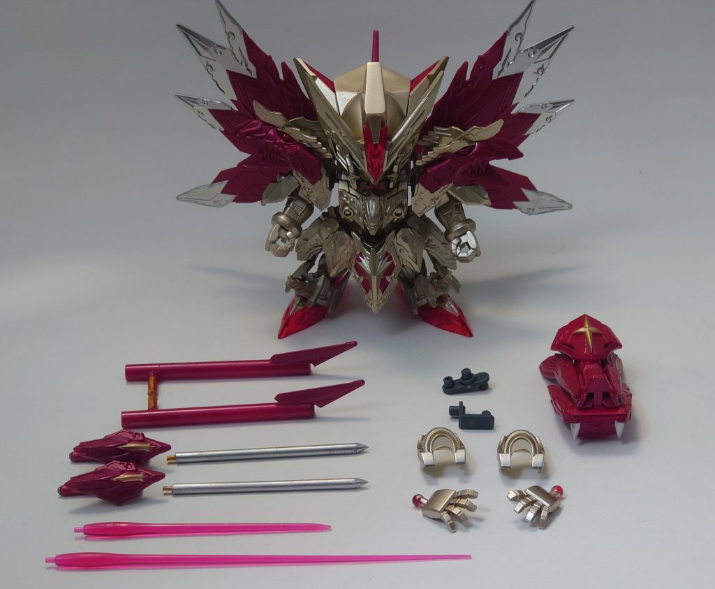 オプション一式。シールドのグリップ、変形用の接続パーツはいずれも30mmのマルチジョイントから。