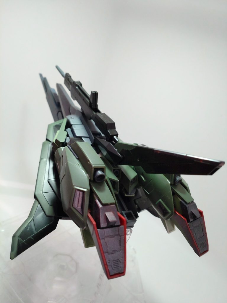 ウェーブライダーの方がポーズ気にしなくていいのでこいつはもうモビルスーツ形態になることはないでしょう