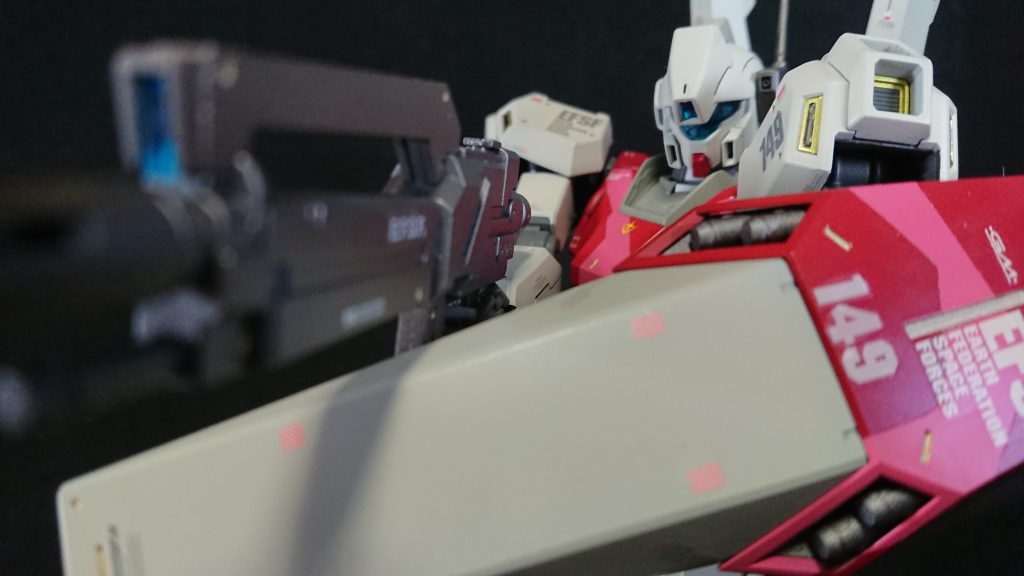 ライフルはガイアカラーのガンメタサフを吹いただけです。