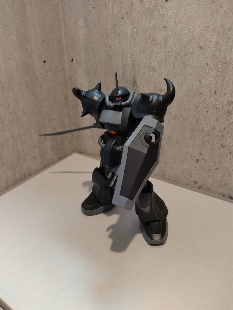 ヒート・サーベル構え