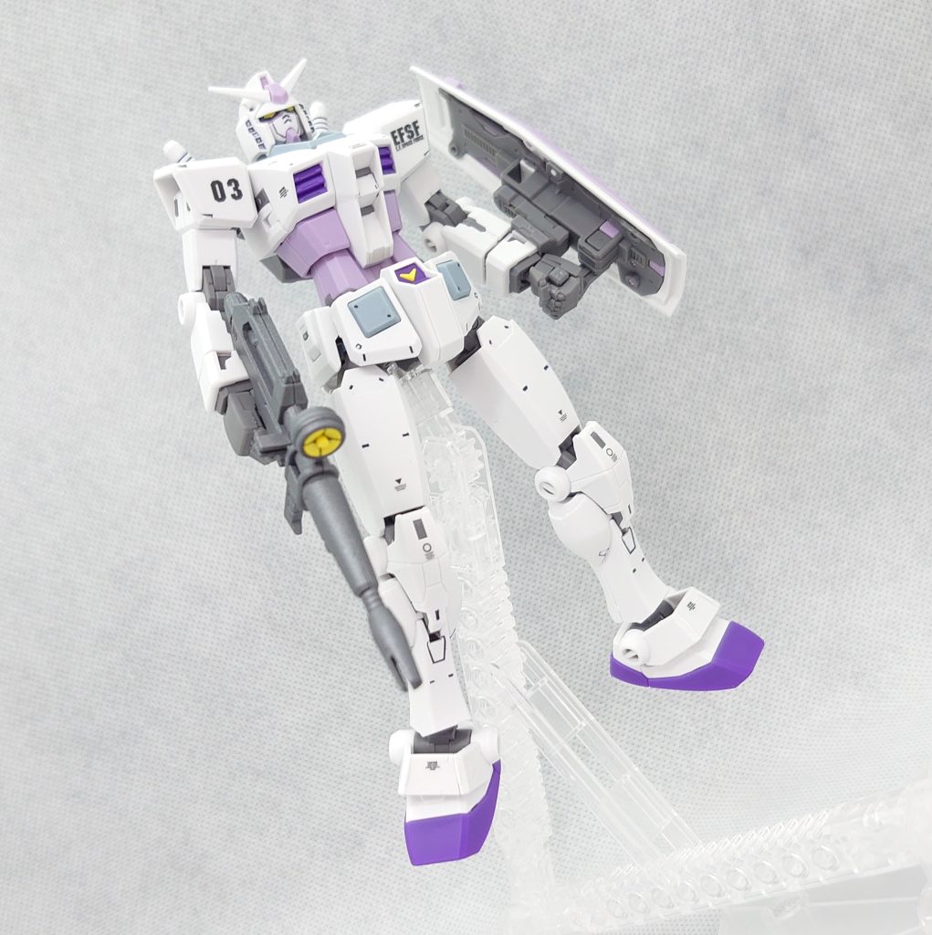 アンテナのシャープ化、部分塗装、墨入れ、デカール、トップコートで仕上げました。ポロリもないので、おもちゃとしてもおすすめのキットです。