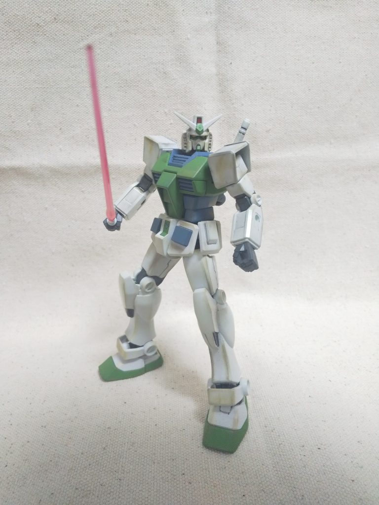 今回は塗装くらいで、普通に作りました。というか怪我のため長時間作業ができませんでした。作りながら、台湾行きたいなぁ…と思っていたらこのカラーリングに。