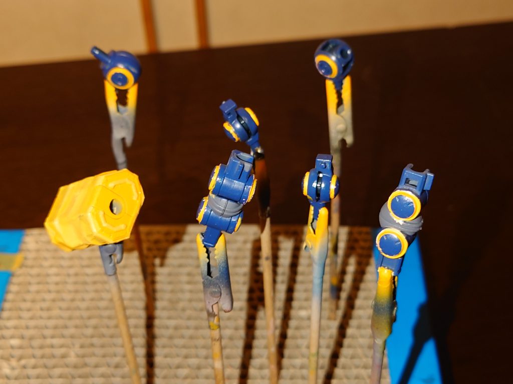 マスキングテープ作業が一番時間がかかりましたね。