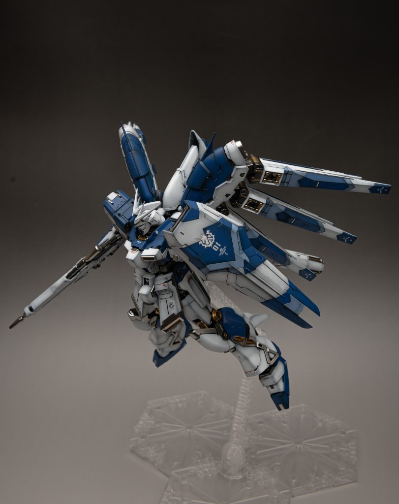 スタンドがないと自立できないほど、ファンネルラックが重いんすな