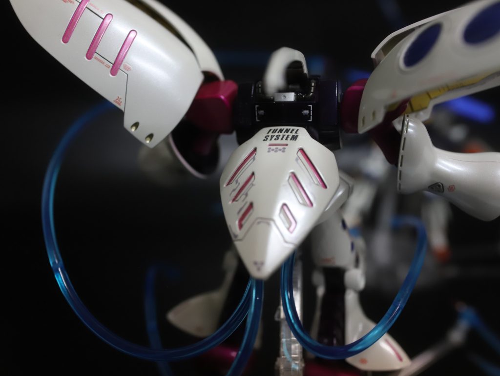 HGキュベレイ  全塗装–4枚目/制作者：3TB