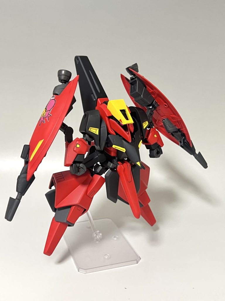 ちょっとポージング変更。浮遊感?