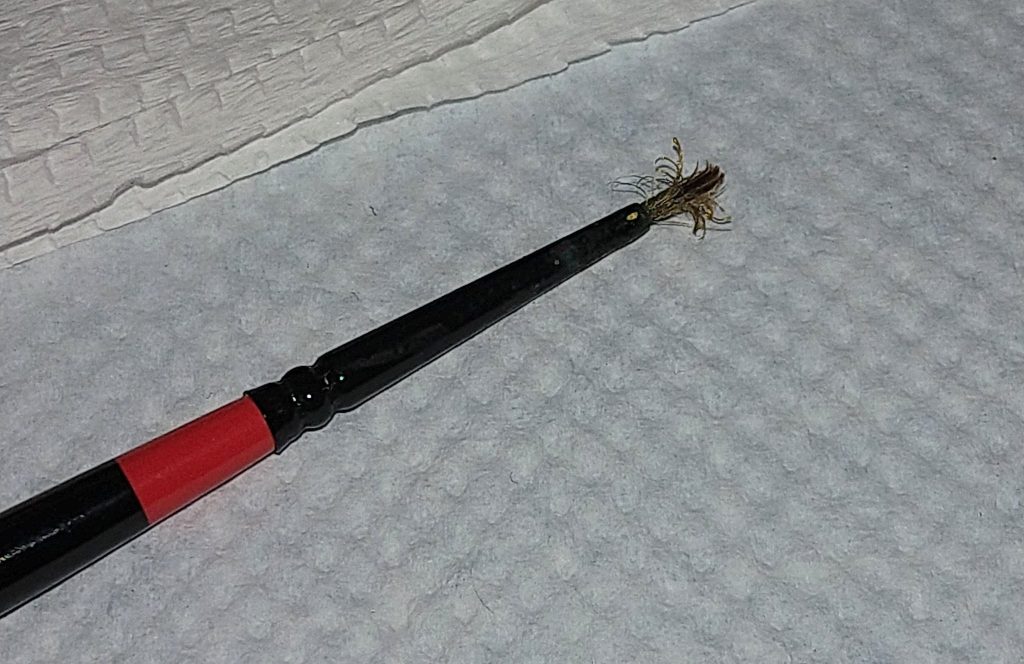 今回、久しぶりにリューノ塗り(自称)を行いましたが筆の毛先が完全に破壊・崩壊しました。僕の独特な塗り方は筆のダメージが激しいので誰にもやり方を伝えておりません。筆の消費が激しくてエコの観点からも…あまり良い事でもないので。SDコン締切30分前の投稿となりましたがとりあえず間に合わせる事が出来て一安心です。皆様にはこの様なギリギリの進行模型製作を決して真似なさらぬよう、宜しくお願いします。いや、本当に手強いキットなので…カッコいいのですが。最後までご覧頂きありがとうございました。