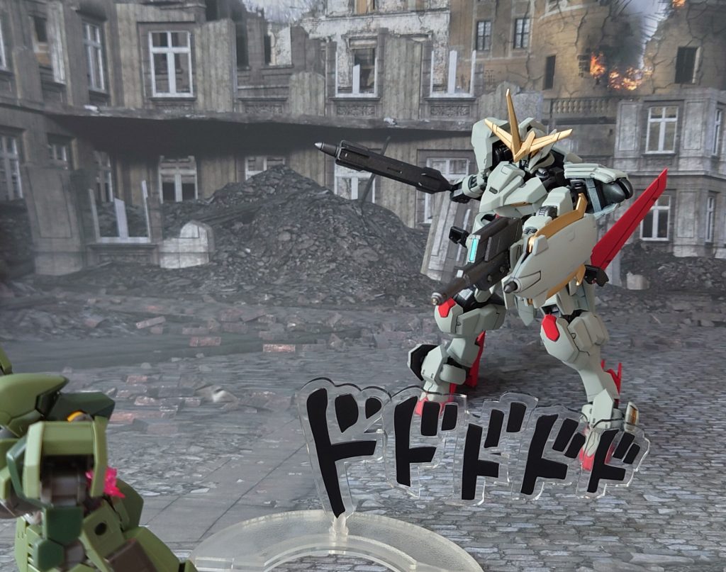 コマンドスキル2、3連連射マシンガン。