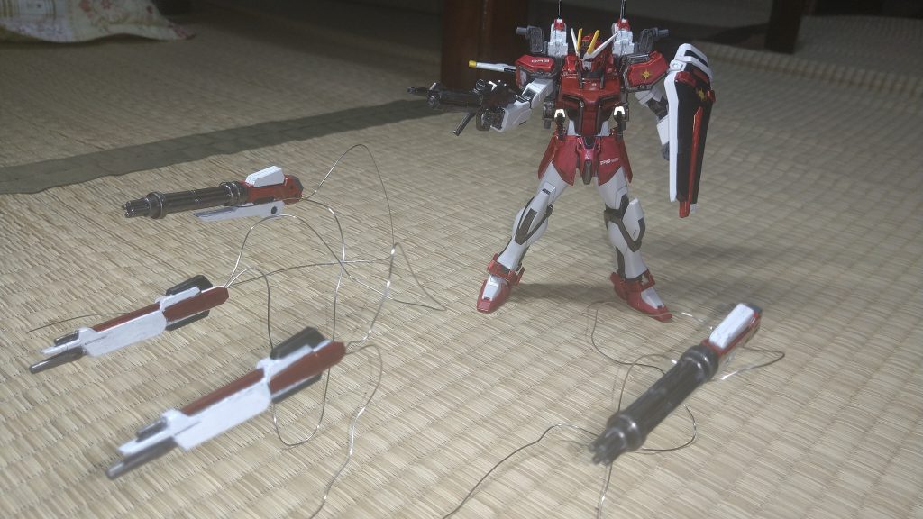 ドラグーン・システムによるオールレンジ攻撃！