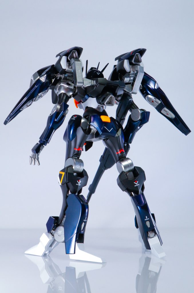 黒光りのファラクト–3枚目/制作者：Tanian