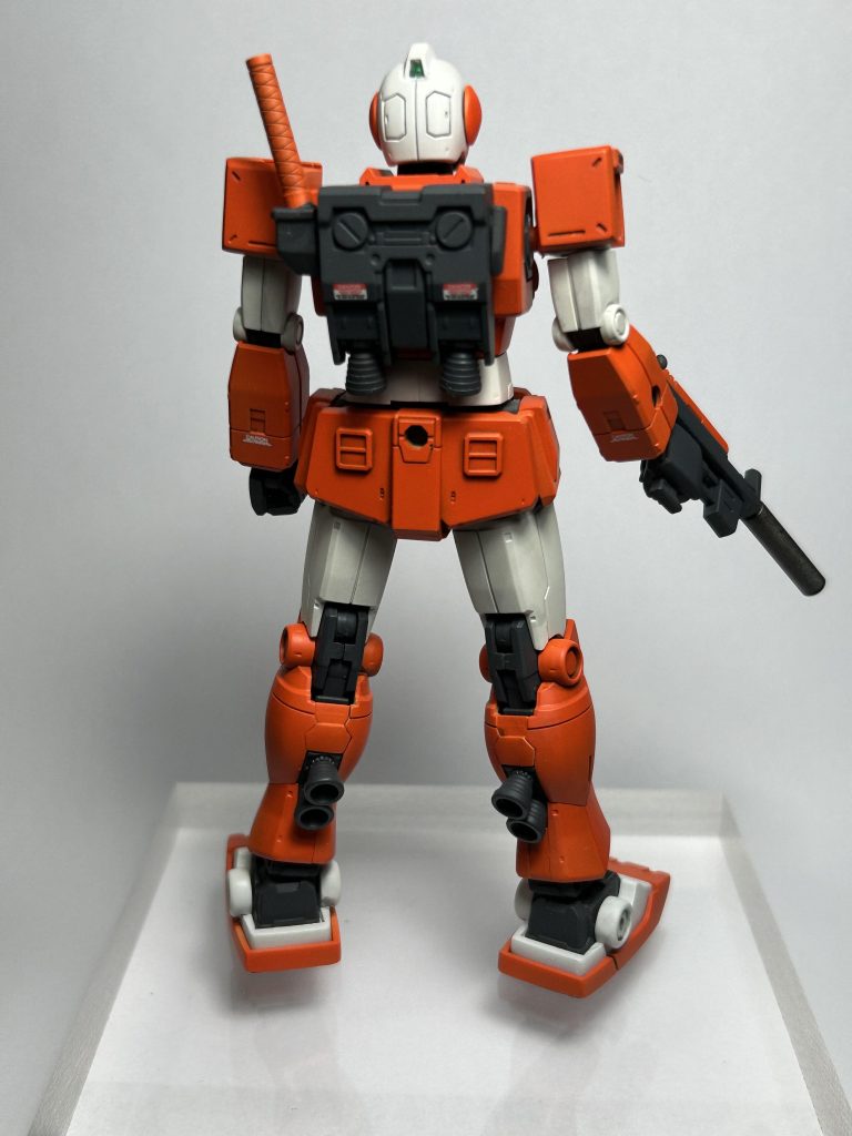 割と全身に手が入ってます。