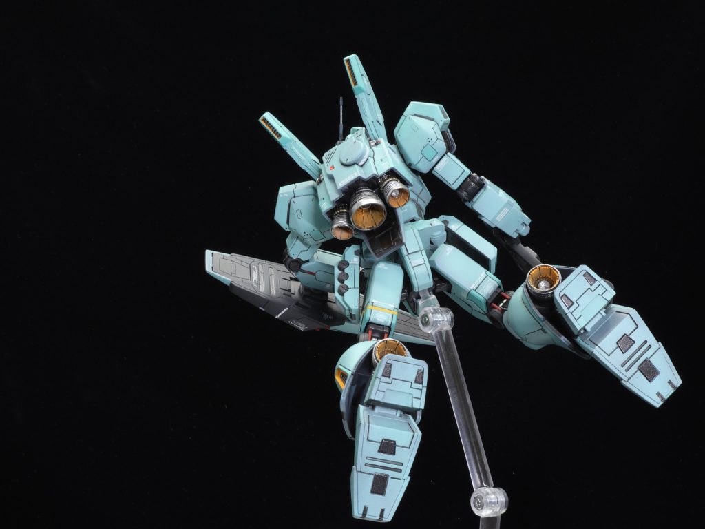 バーニア内部はガイアの黄橙で塗装してます以下適当に何枚か