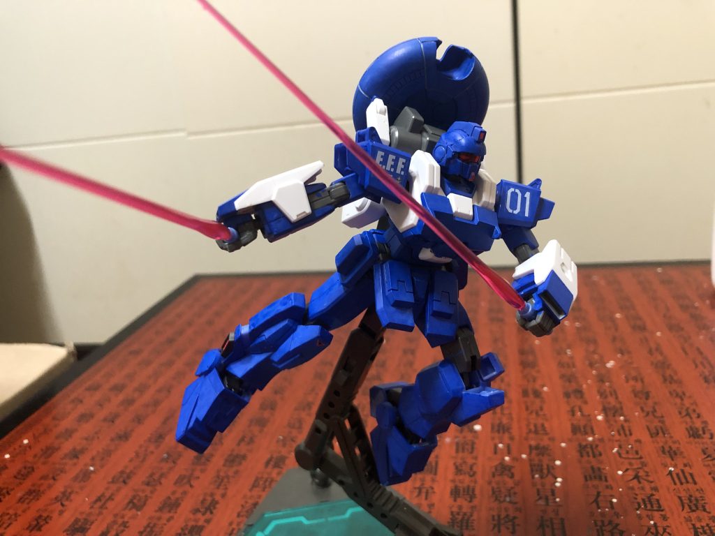 ビームサーベルアクションそしてブルーディスティニーと言えば?EXAMシステム…、スタンバイ！ガンプラ最高！！ 