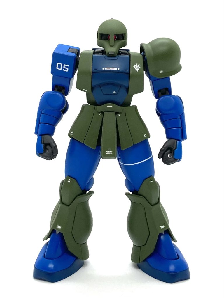 胸の部分はジャンクパーツ入れで見つけたHGUC ザクⅠ のものを流用。たぶん、先日アップした“理想の量産型ザクⅡ 〜ノスタルジック編〜 の残りものだと思います😆