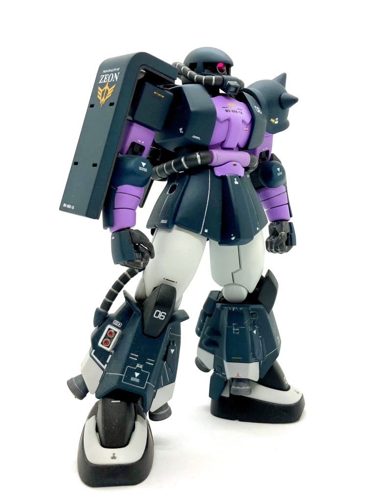 リバイブ版のシャアザクが発売され、その出来の良さから続々とリバイブ版ザクバリエーションが発売されるのを期待してましたが…  量産型ザク以降、そんな気配は無いですね。…自分で作るしかないか😌
