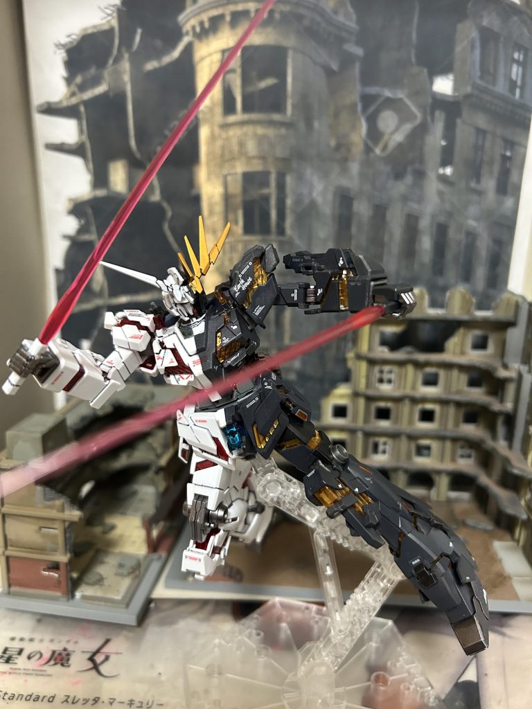 フォーミュラーユニコーンバンシィガンダム–2枚目/制作者:もみじ饅頭