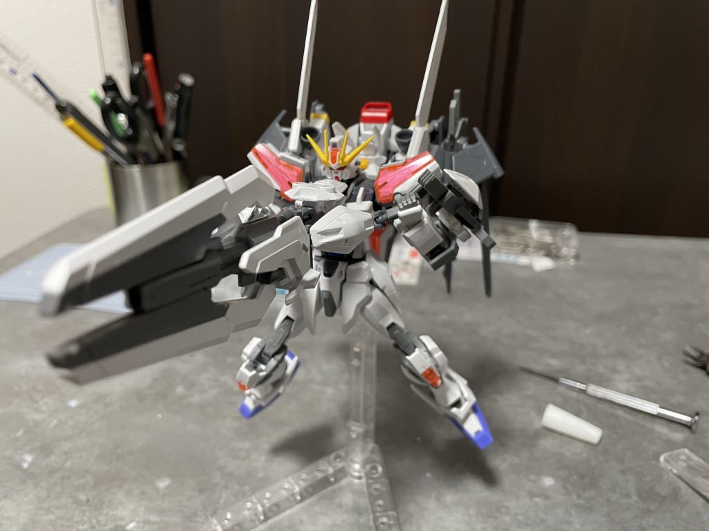 エスカッシャンと連結して、ガンビットバスターギャラクシーとして運用。