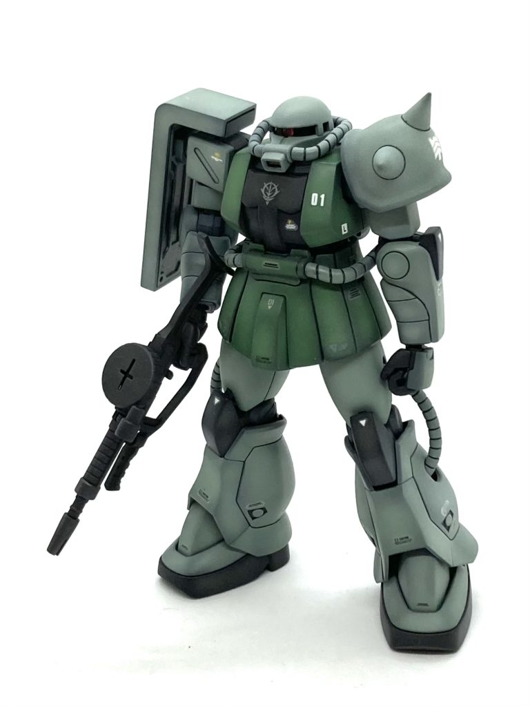 こいつはHGUC ザクマリナーベースで作ったスタイリッシュなザクⅡ。