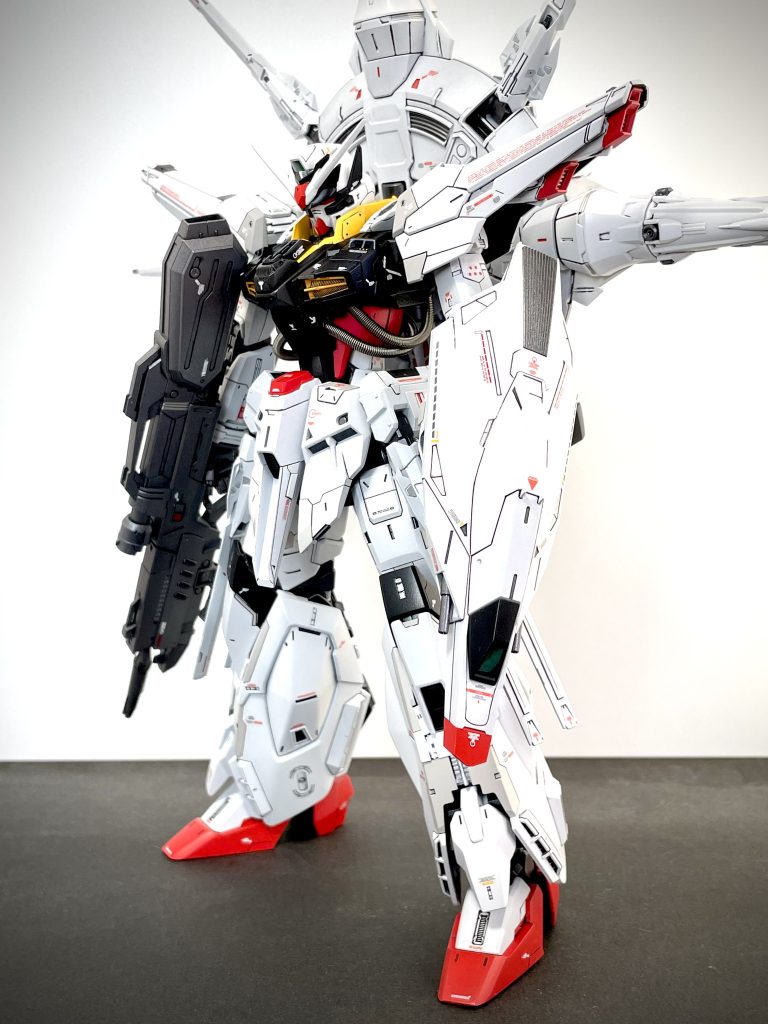 全身　斜に構えてボリュームのあるキットでした改修ポイントとしては頭部一部ディテールアップ肩部一部ディテールアップ腕部2mm延長胸腹部ディテールアップ脚部ディテールアップ&2mm幅増しつま先形状変更　少しだけ踵増しバックパック一部ディテールアップてところです