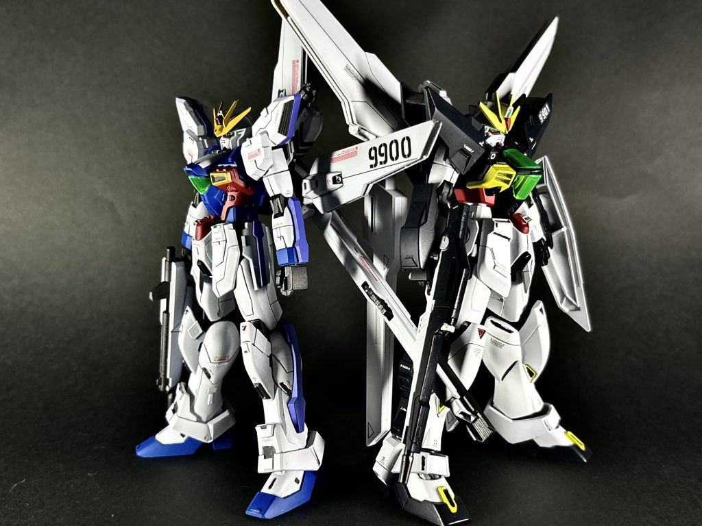 後継機と並べて撮るのも良きです。