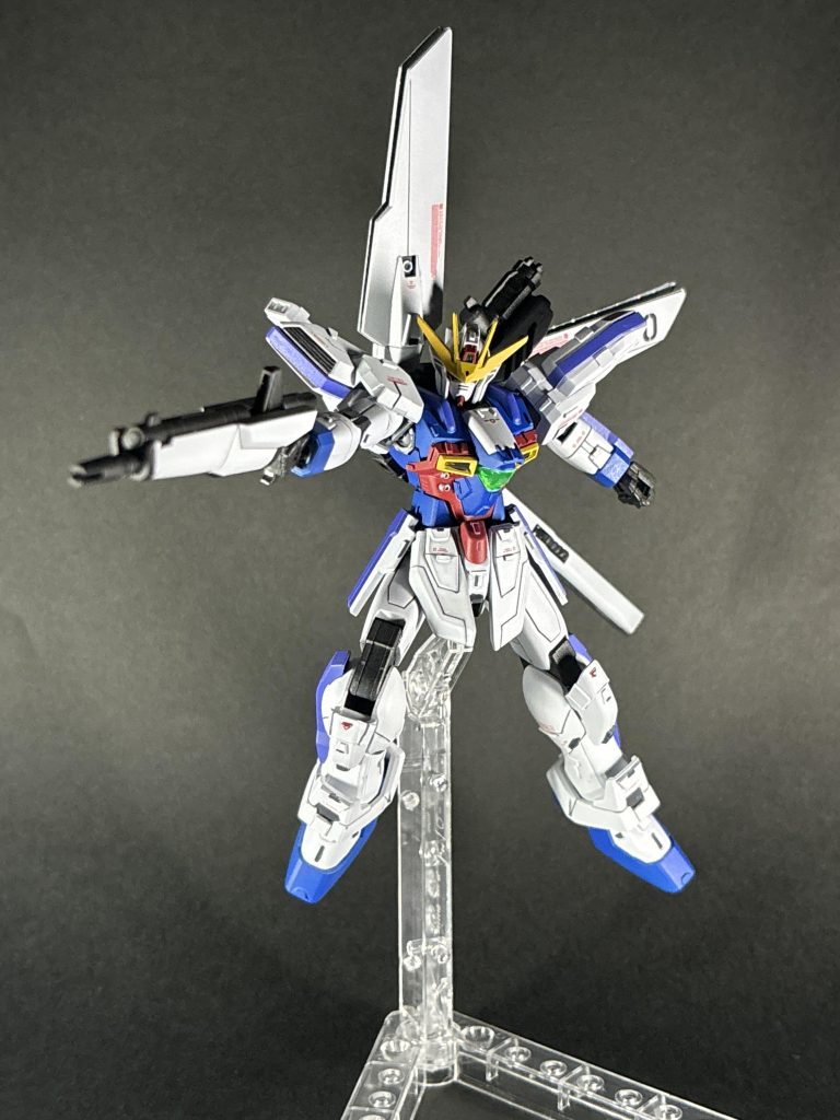 武装面ビームライフルは変わらず。